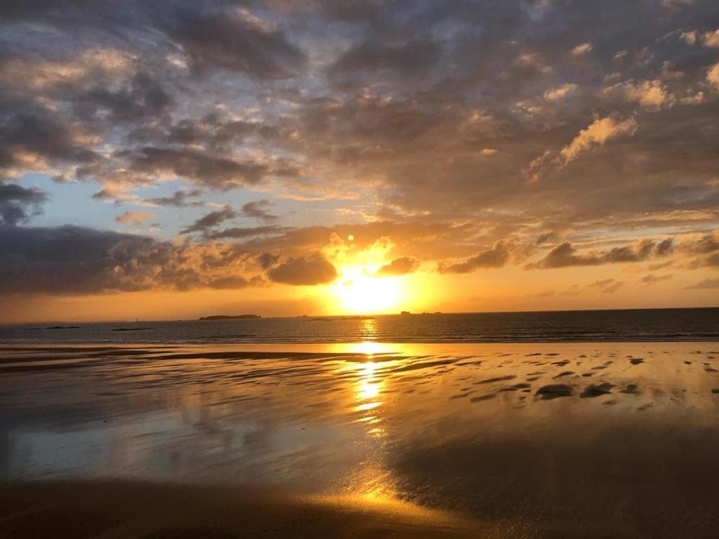 Apartment St Malo Sea View T2 - Ideal Vacation Remote Work Saint-Malo