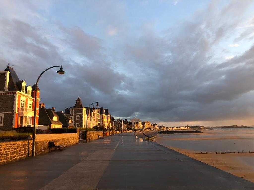St Malo Sea View T2 - Ideal Vacation Remote Work *